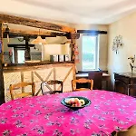 Chez Evelyne Hébergement de vacances *
